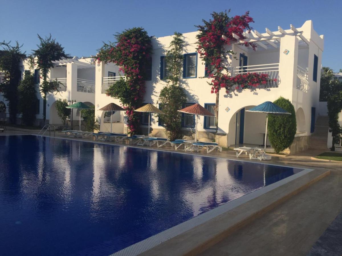 Paradise Apart Hotel Bitez Exterior foto