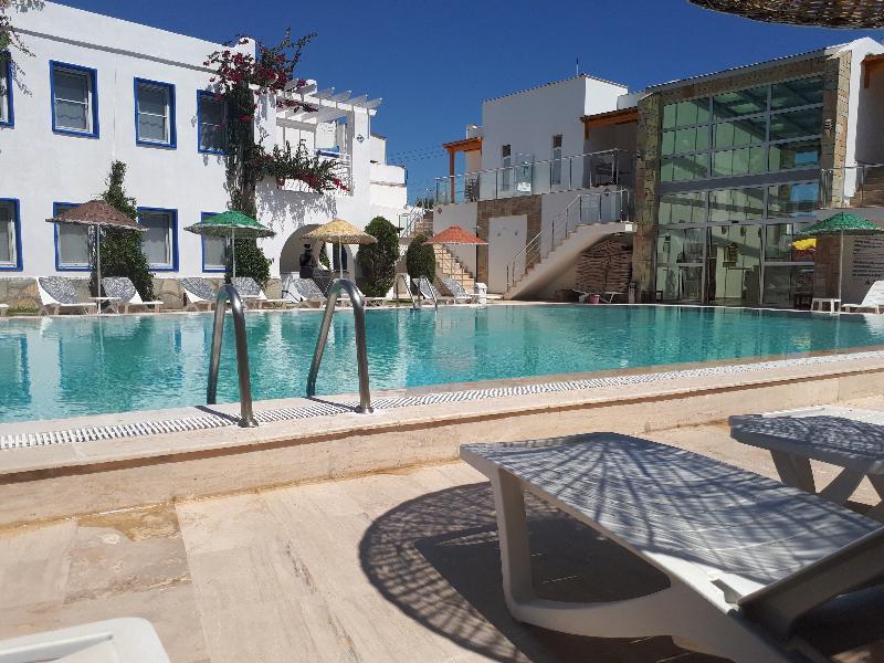 Paradise Apart Hotel Bitez Exterior foto