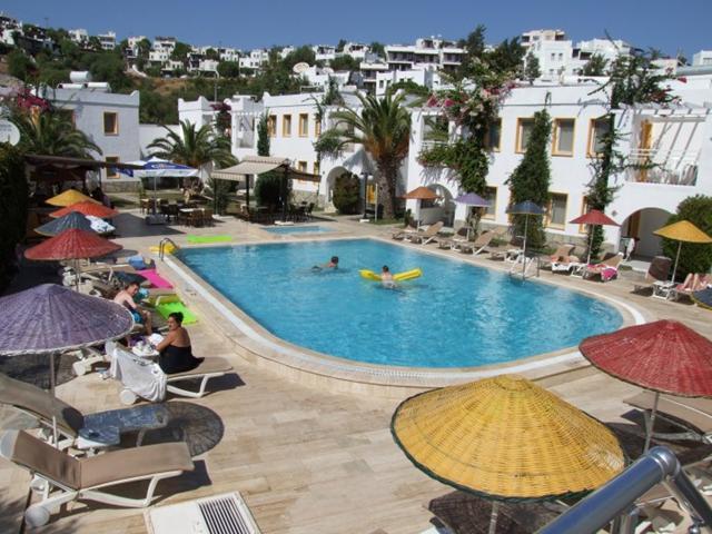 Paradise Apart Hotel Bitez Exterior foto
